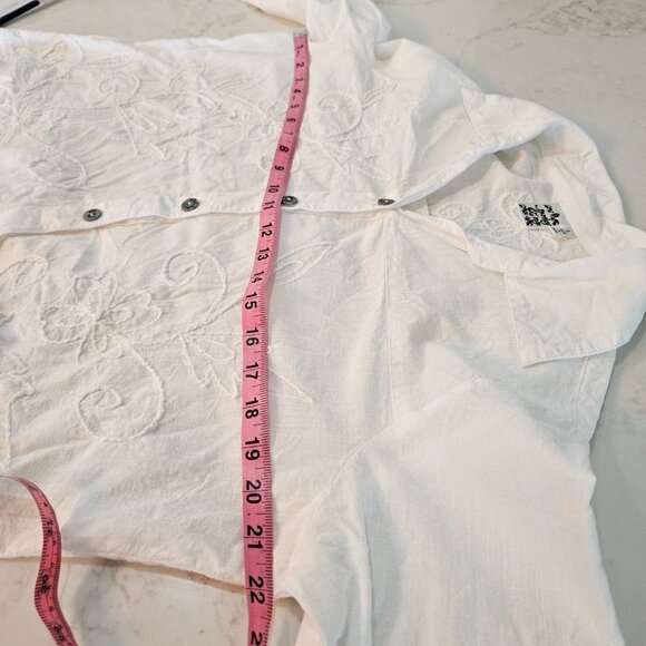 Parsley & Sage Shirt Large White Embroidered Button-Up Indie Asymmetrical Boho - Picture 7 of 8
